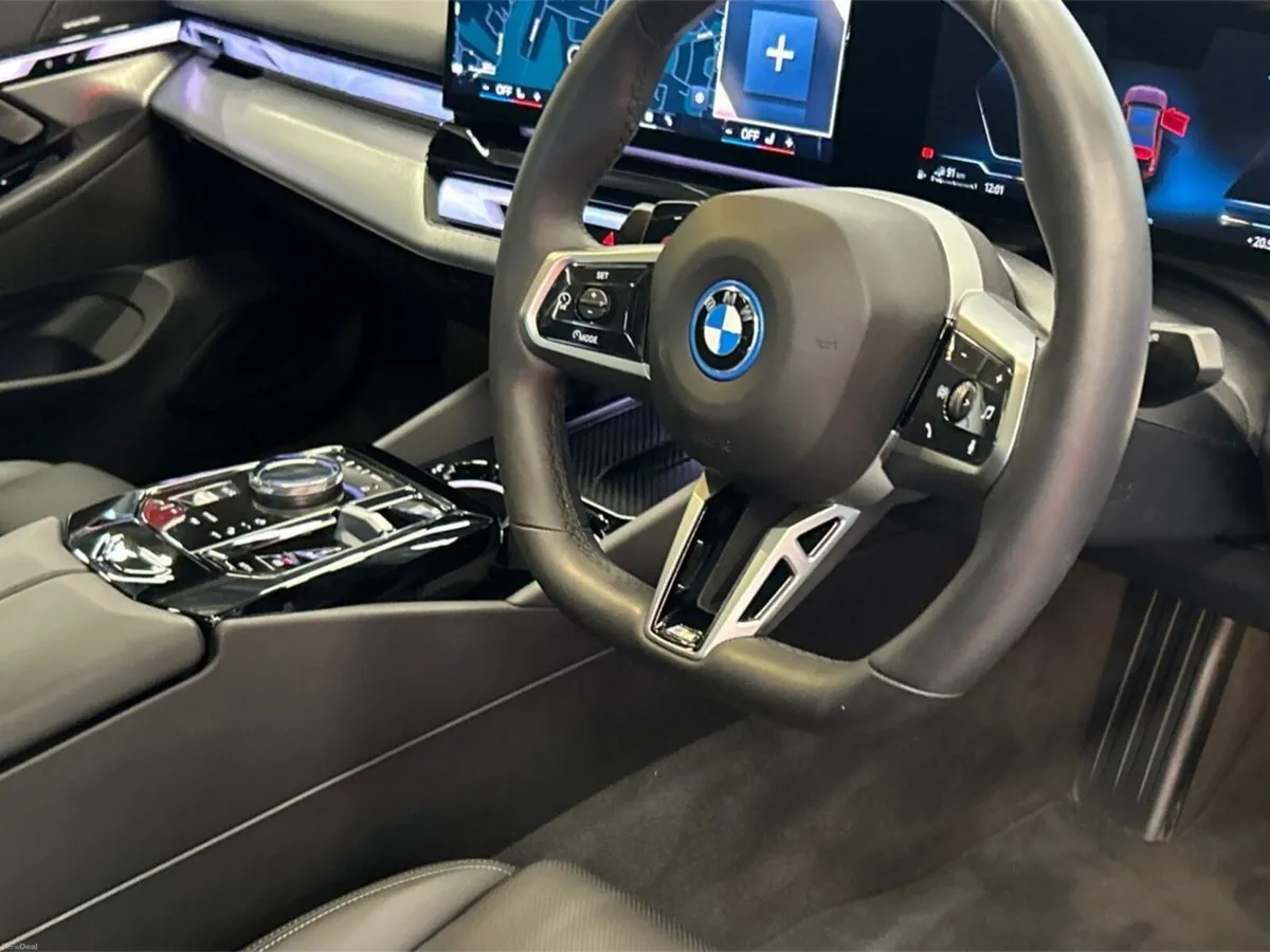 BMW 5-Series 530e M Sport Saloon - Image 6