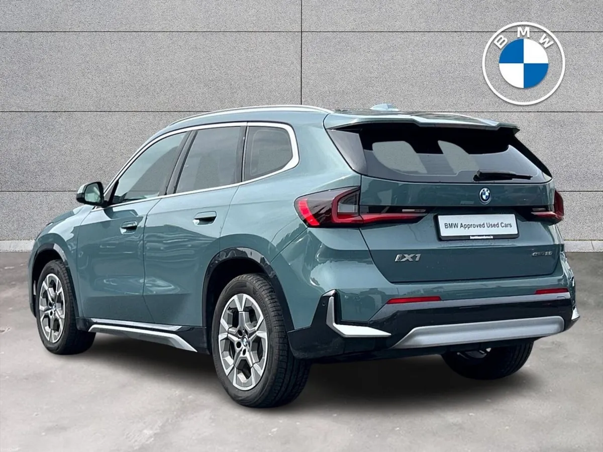 BMW iX1 eDrive20 xLine - Image 2