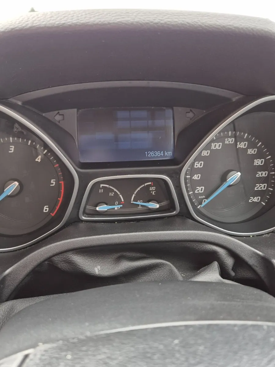 Ford Focus 2011 - Image 5