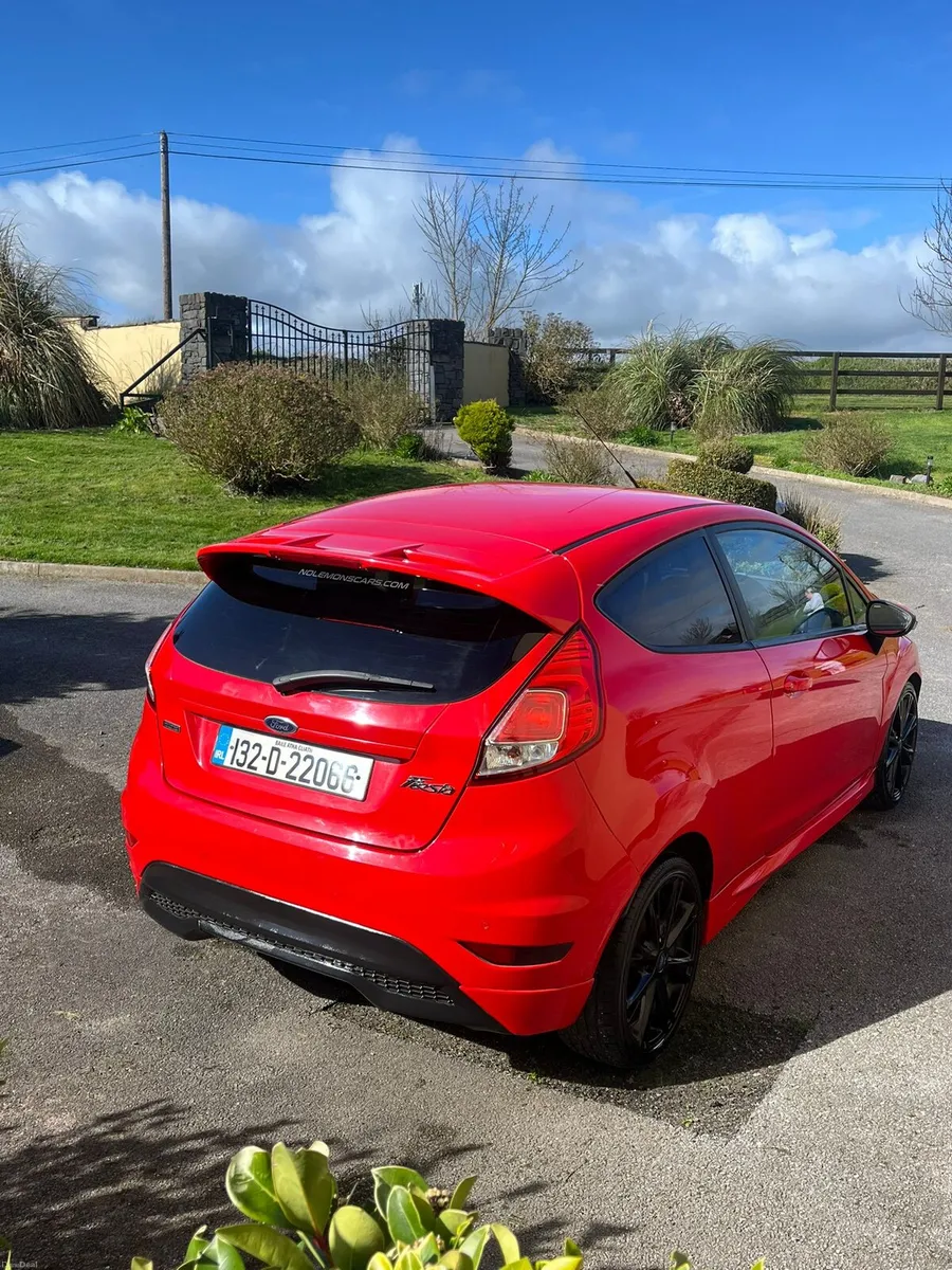 *New NCT* 132 Ford Fiesta Ecoboost Zetec S 123bhp - Image 4
