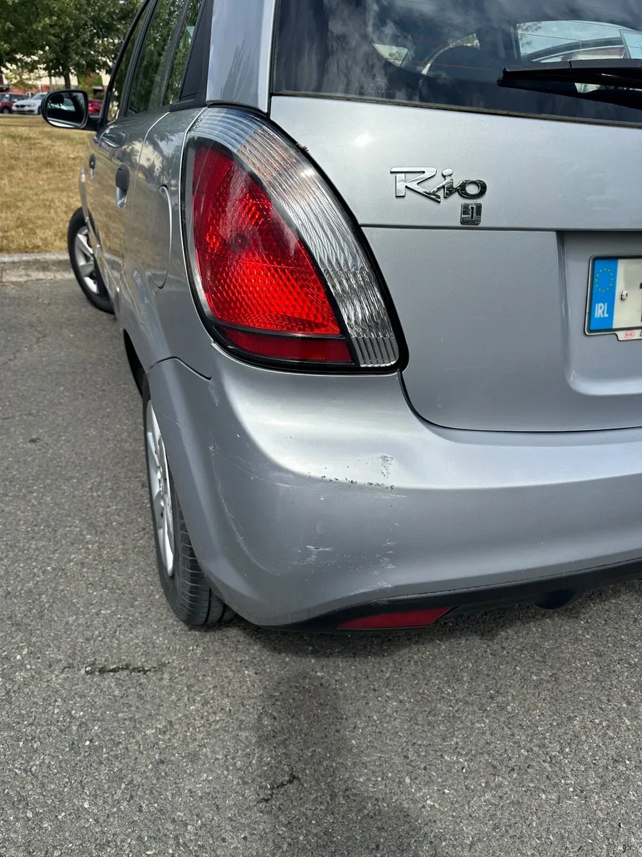 Kia Rio 2010 - Image 4