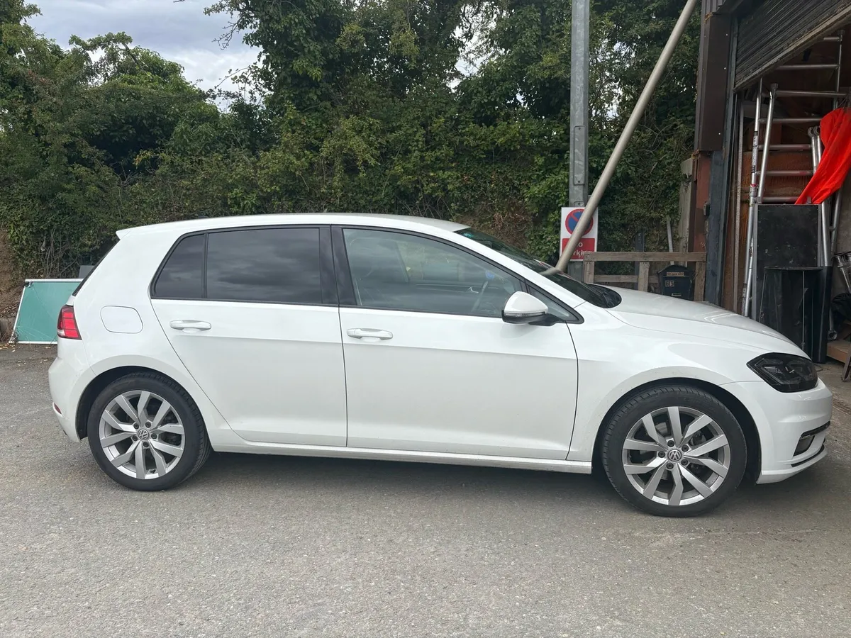 Volkswagen Golf  2017 - Image 1