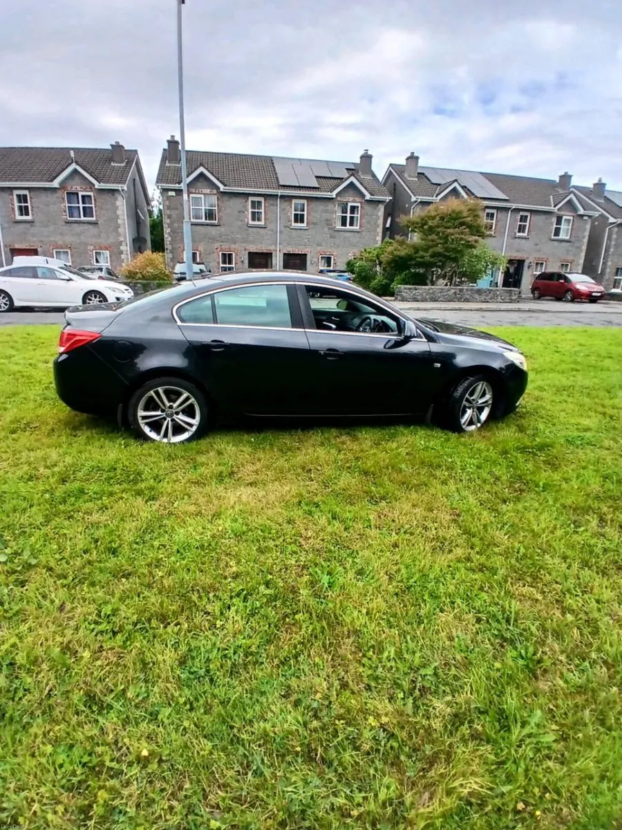Opel insignia - Image 1