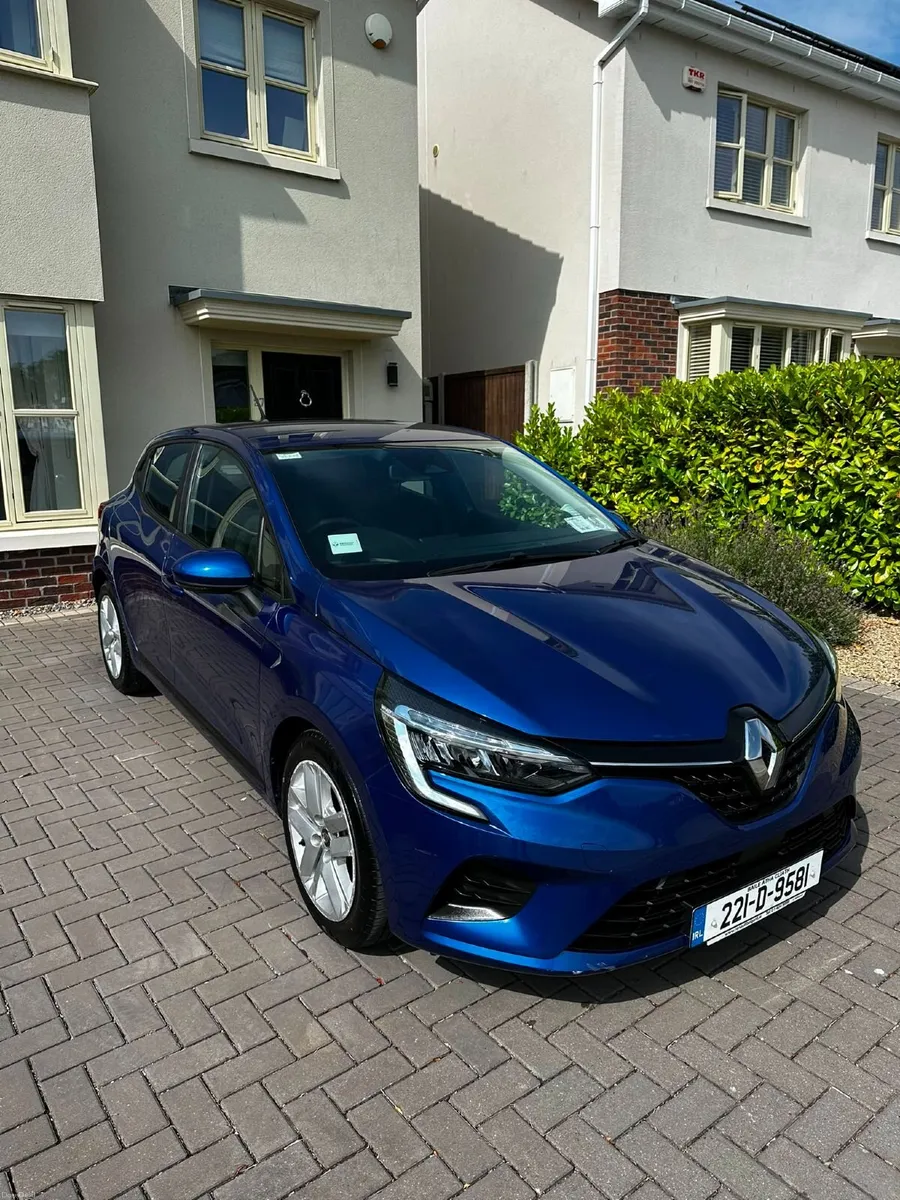 Renault Clio 2022 - Image 1