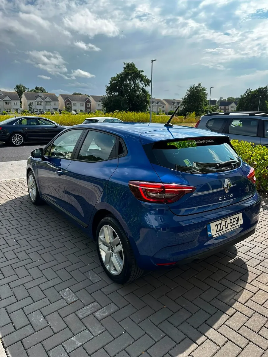 Renault Clio 2022 - Image 4
