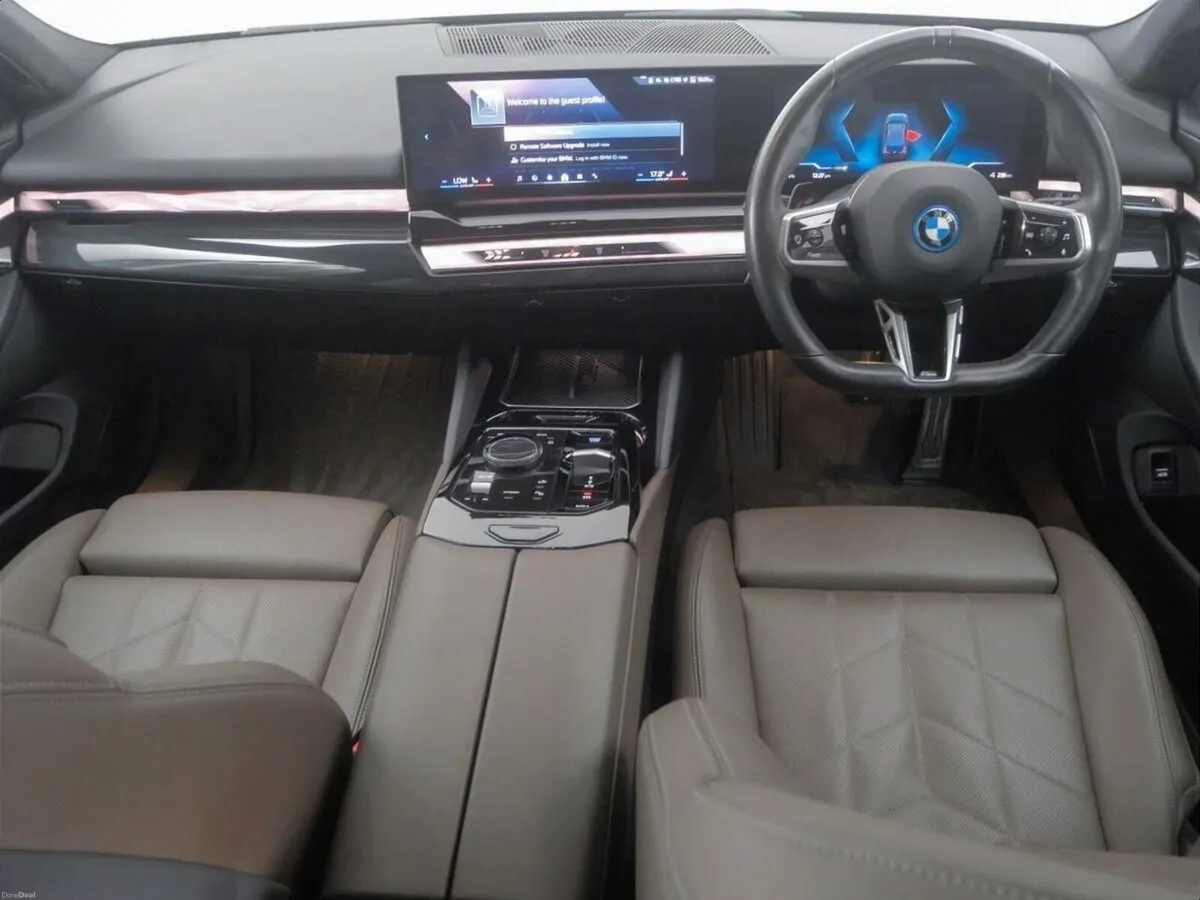 BMW i5 eDrive40 M Sport Saloon - Image 4
