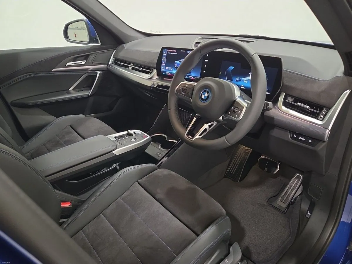 BMW iX1 eDrive20 M Sport - Image 6