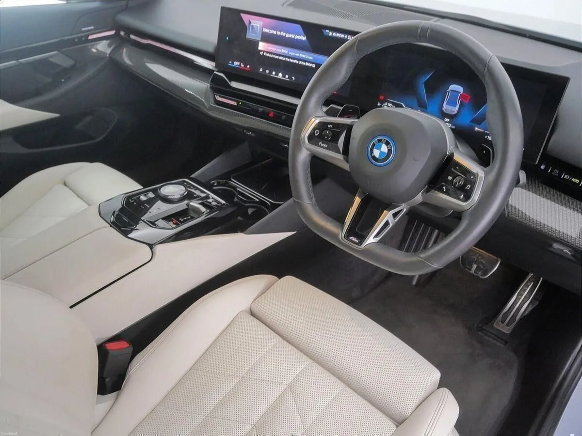 BMW 5-Series 530e M Sport Saloon - Image 6
