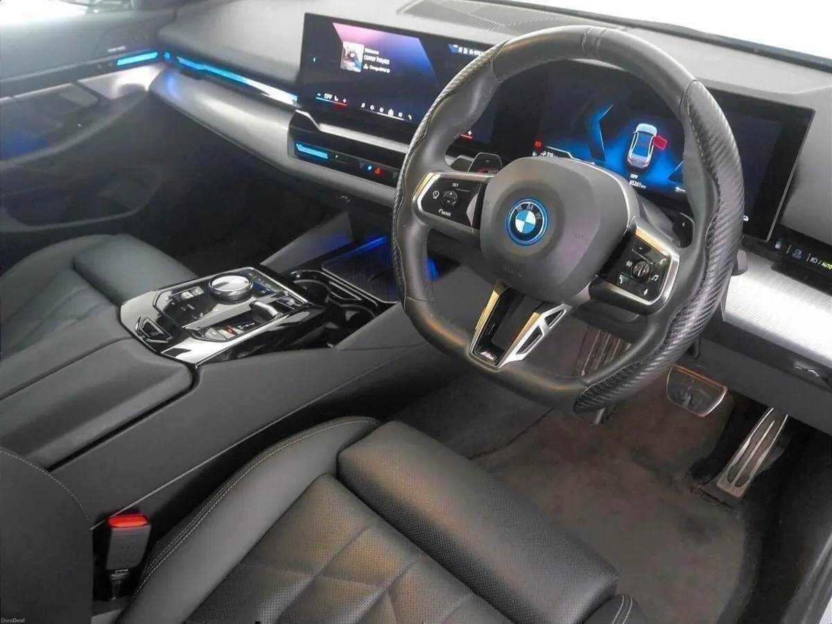 BMW 5-Series 530e M Sport Pro Saloon - Image 6