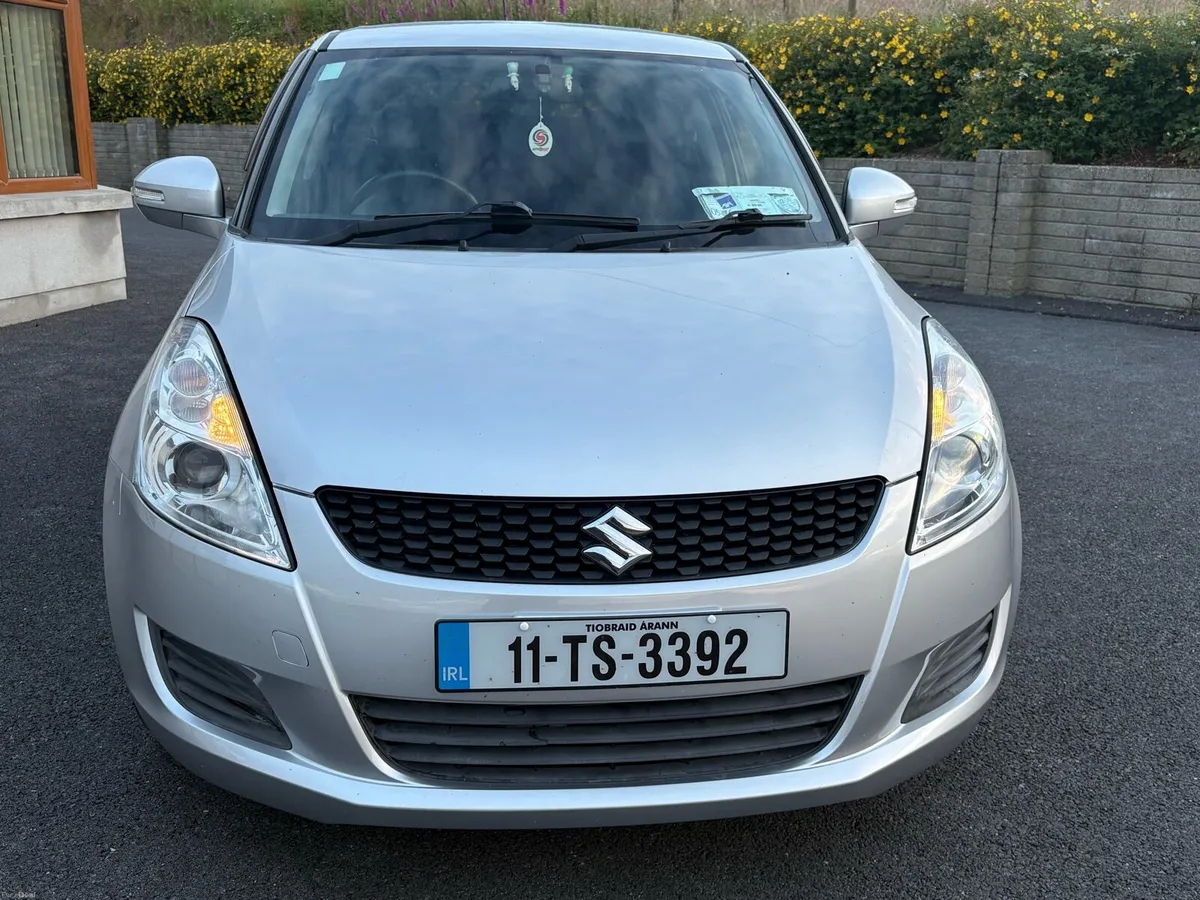 2011 Suzuki Swift - Image 2