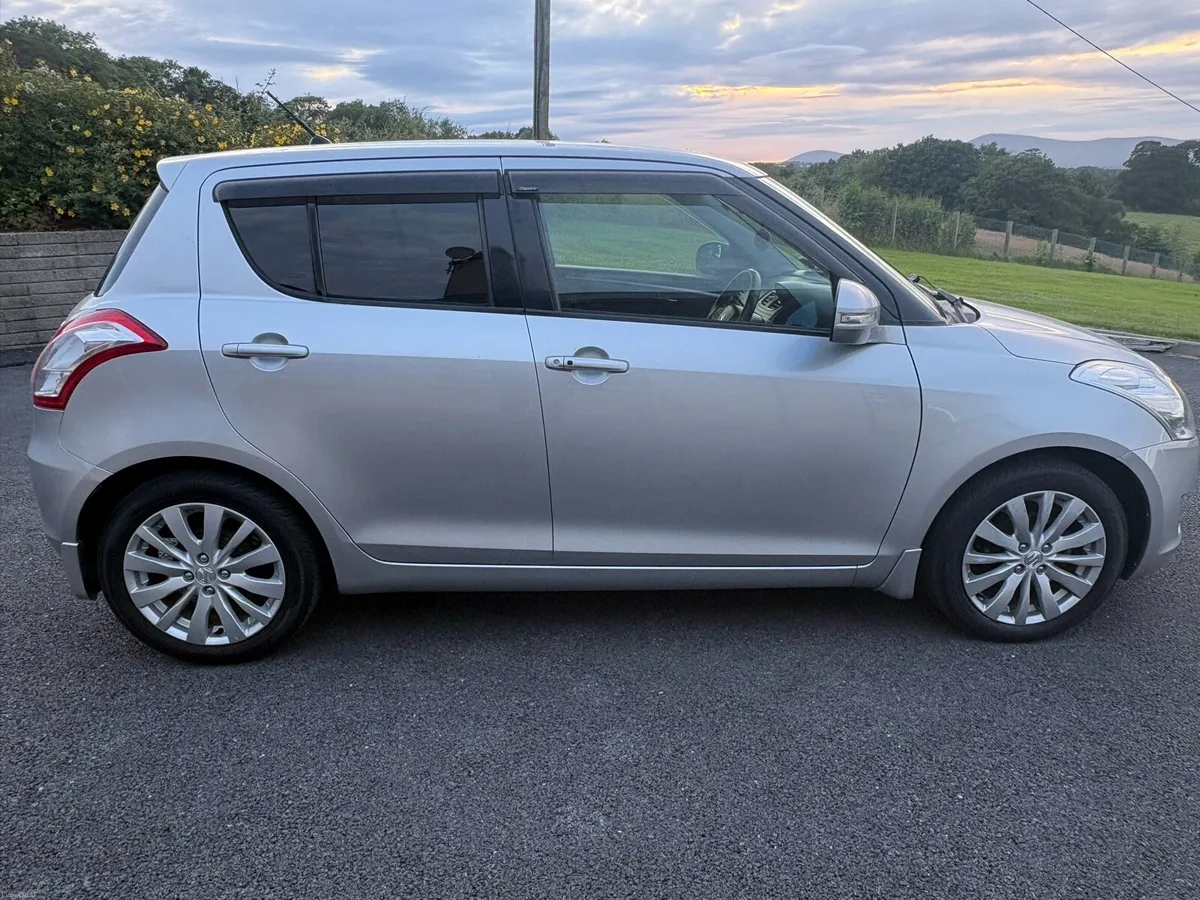 2011 Suzuki Swift - Image 6