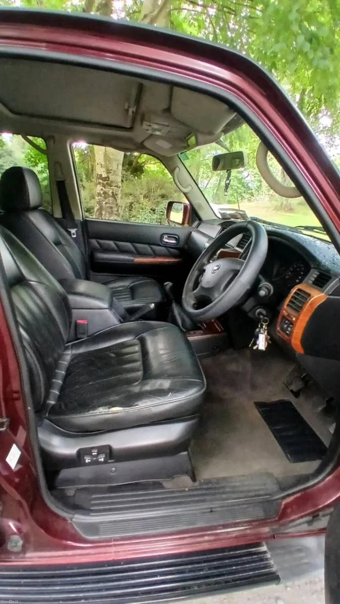05 nissan patrol y61 - Image 2