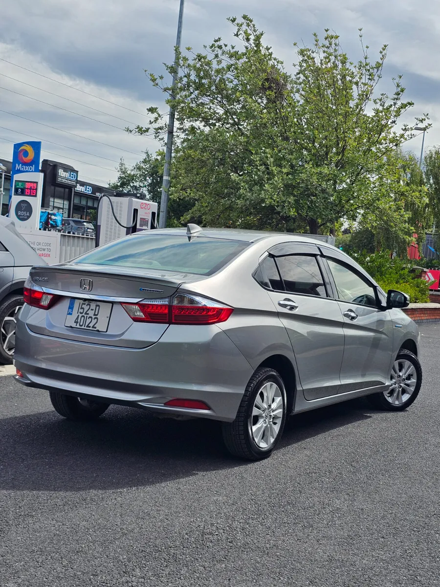 Honda Grace 2015 Automatic - Image 2