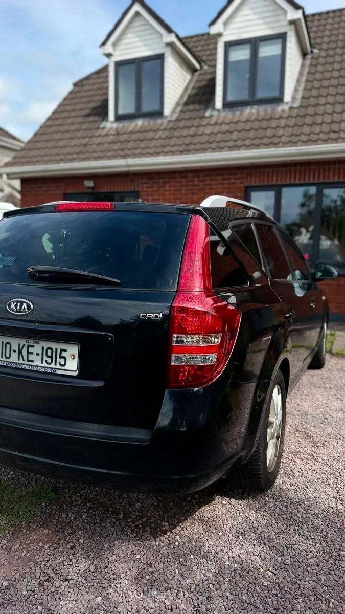 Kia Ceed - Image 4