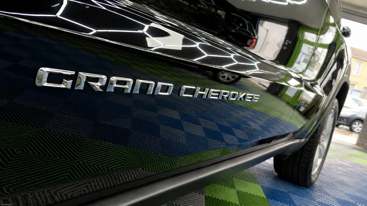 Jeep Grand Cherokee LIMITED 4X4 258 BHP - Image 5