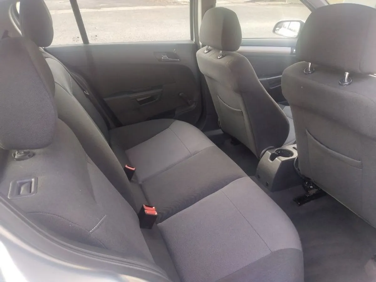 2009 Opel Astra - nearest offer applies - Image 3