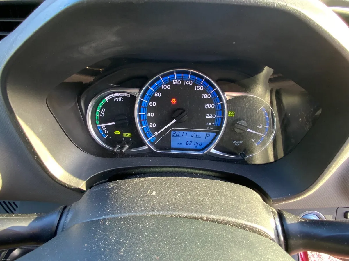 Toyota Yaris 2015 - Image 6
