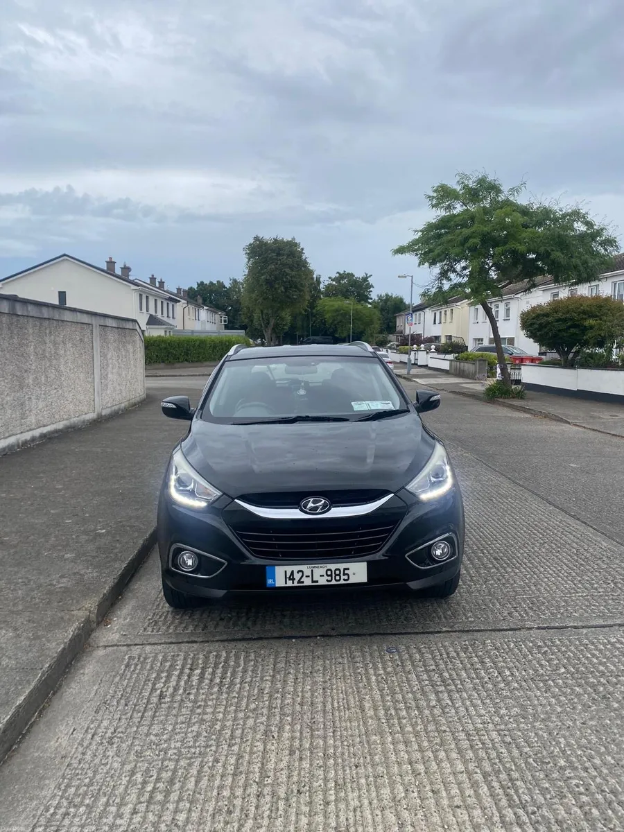 Car - Image 1