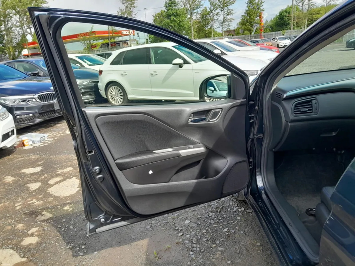 Honda Grace 1.5 Petrol HYBRID EX SPECIAL STYLE - A - Image 6