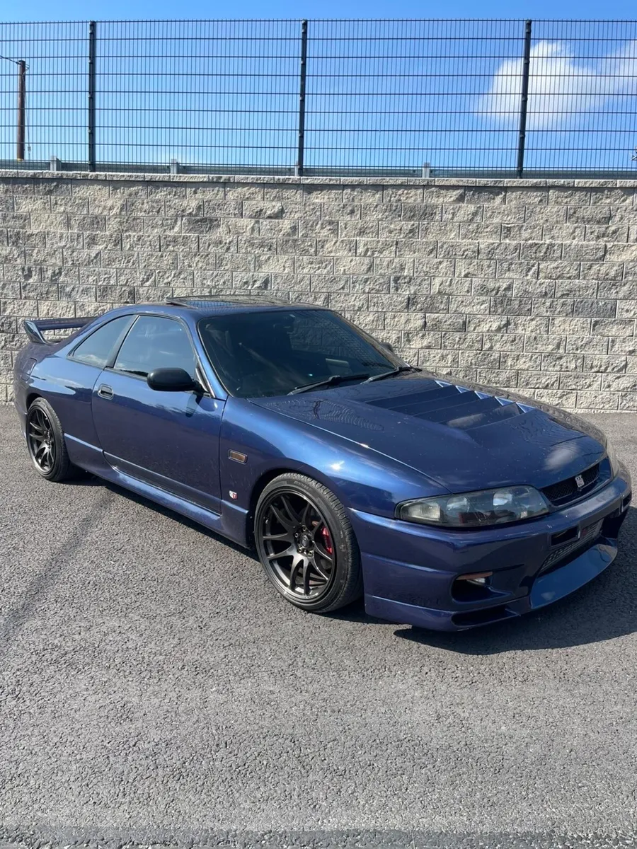 Nissan skyline - Image 4