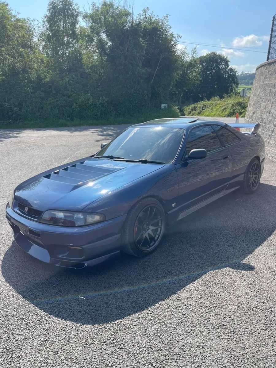 Nissan skyline - Image 2