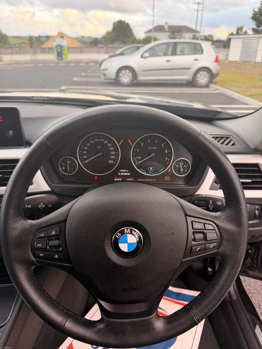 BMW 3-Series 330e M-Sport plug-in hybrid Automati - Image 6