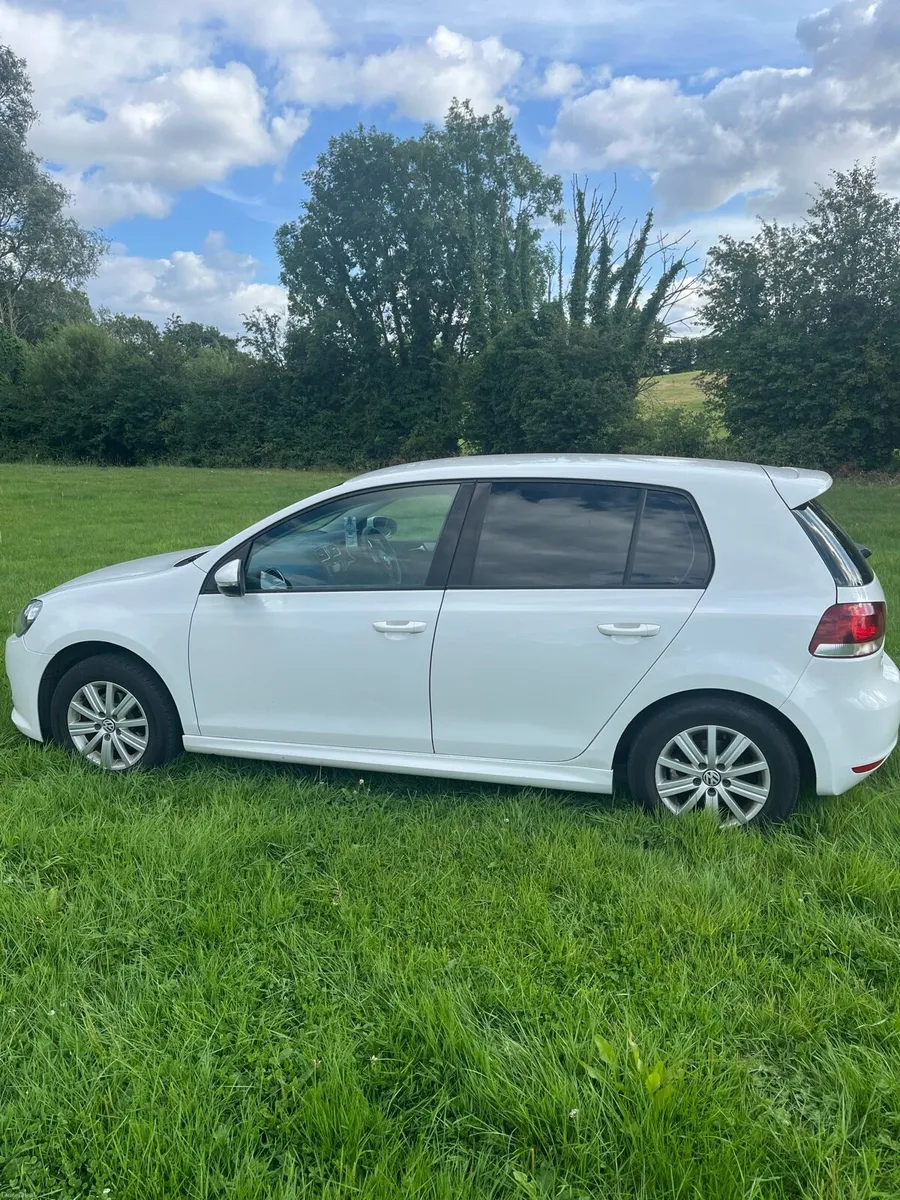 Car - Image 3