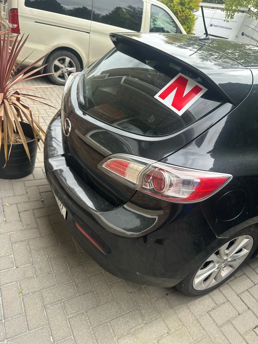 Mazda 3 - Image 4