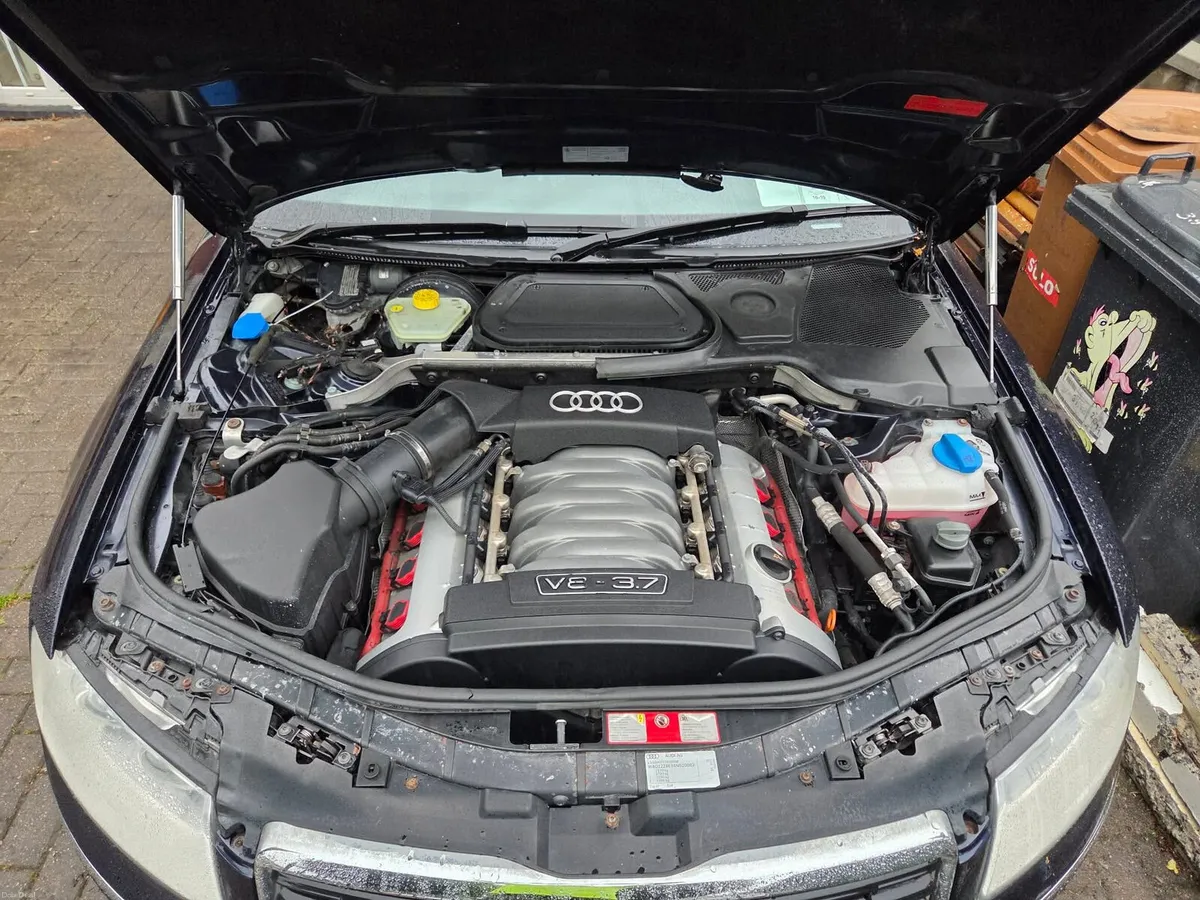 3.7 v8 audi a8 - Image 2