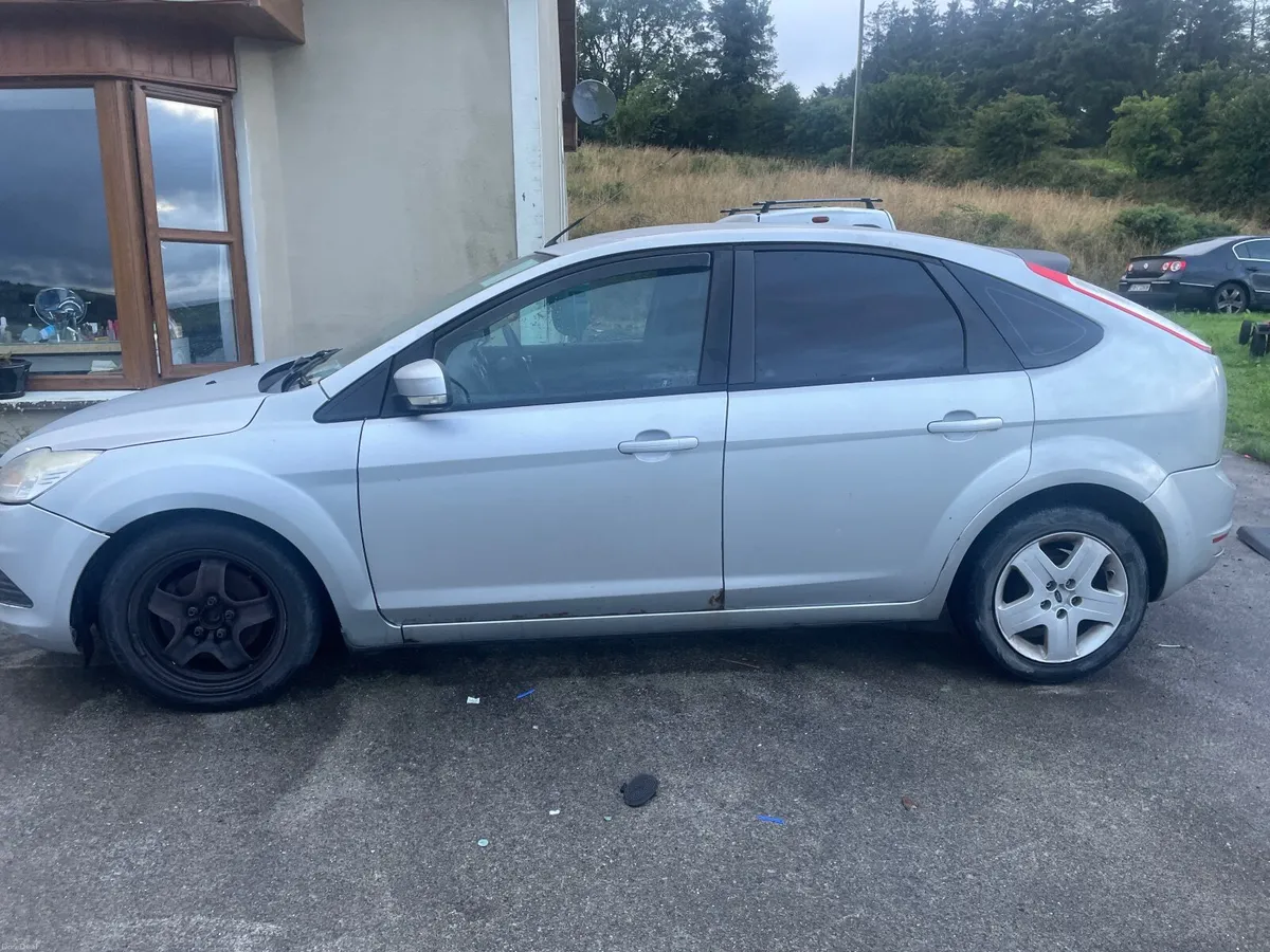 Ford Focus 2008 - Image 2