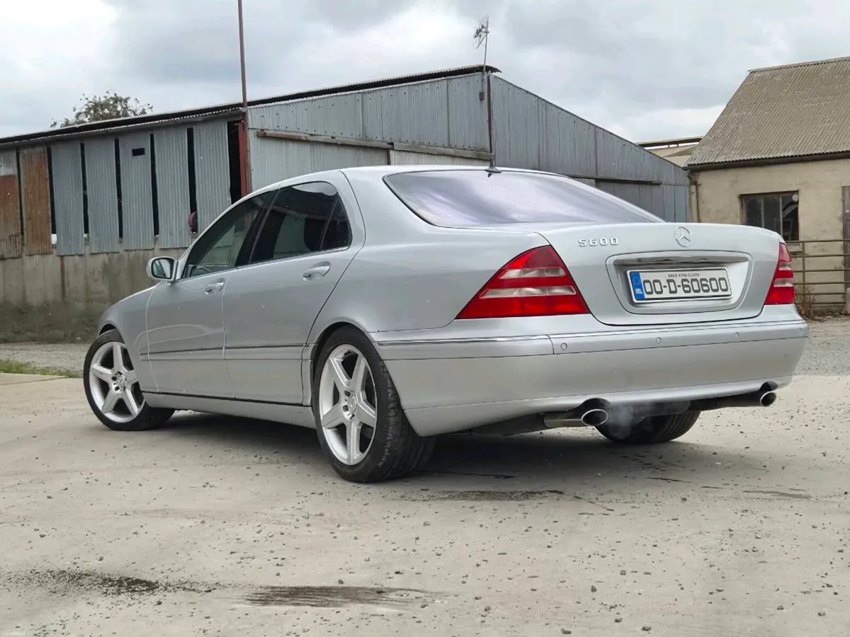 Mercedes Benz S600 - Image 3