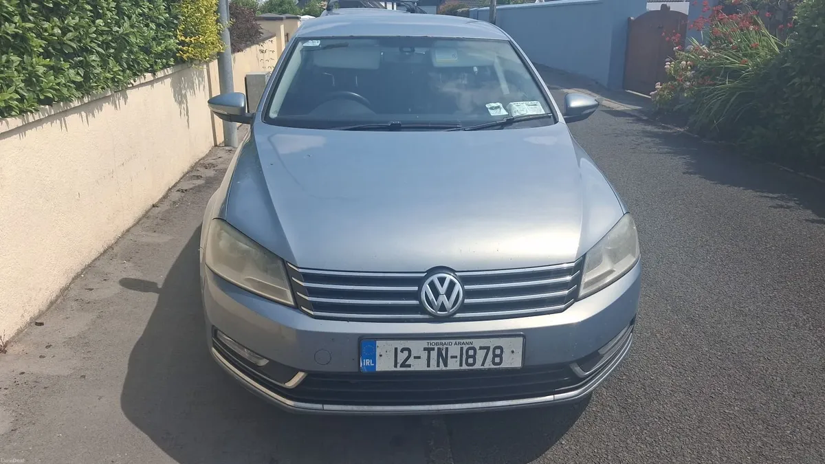 Volkswagen Passat 2012 - Image 3