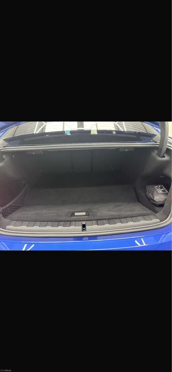 Car - Image 5