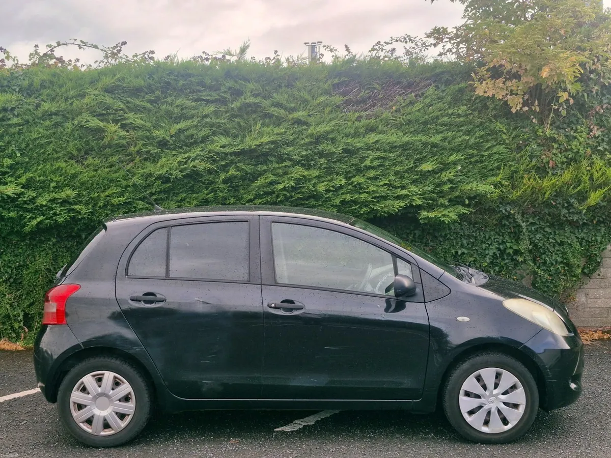 Toyota Yaris - Image 6