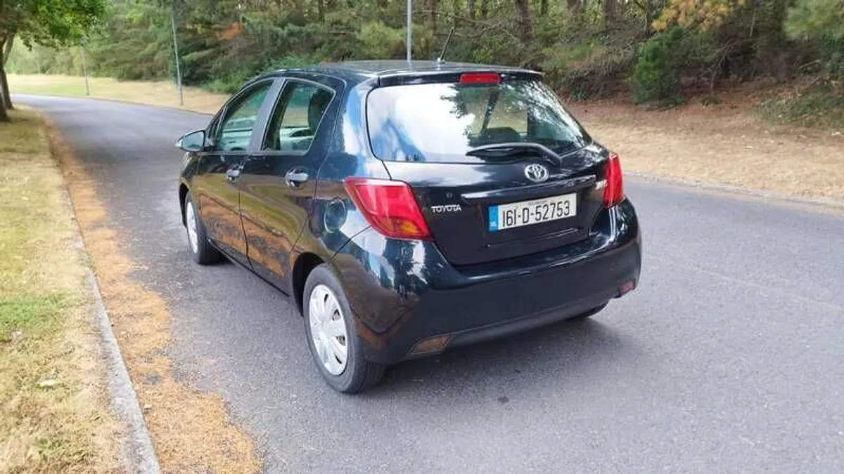 2016 Toyota Yaris - Image 4