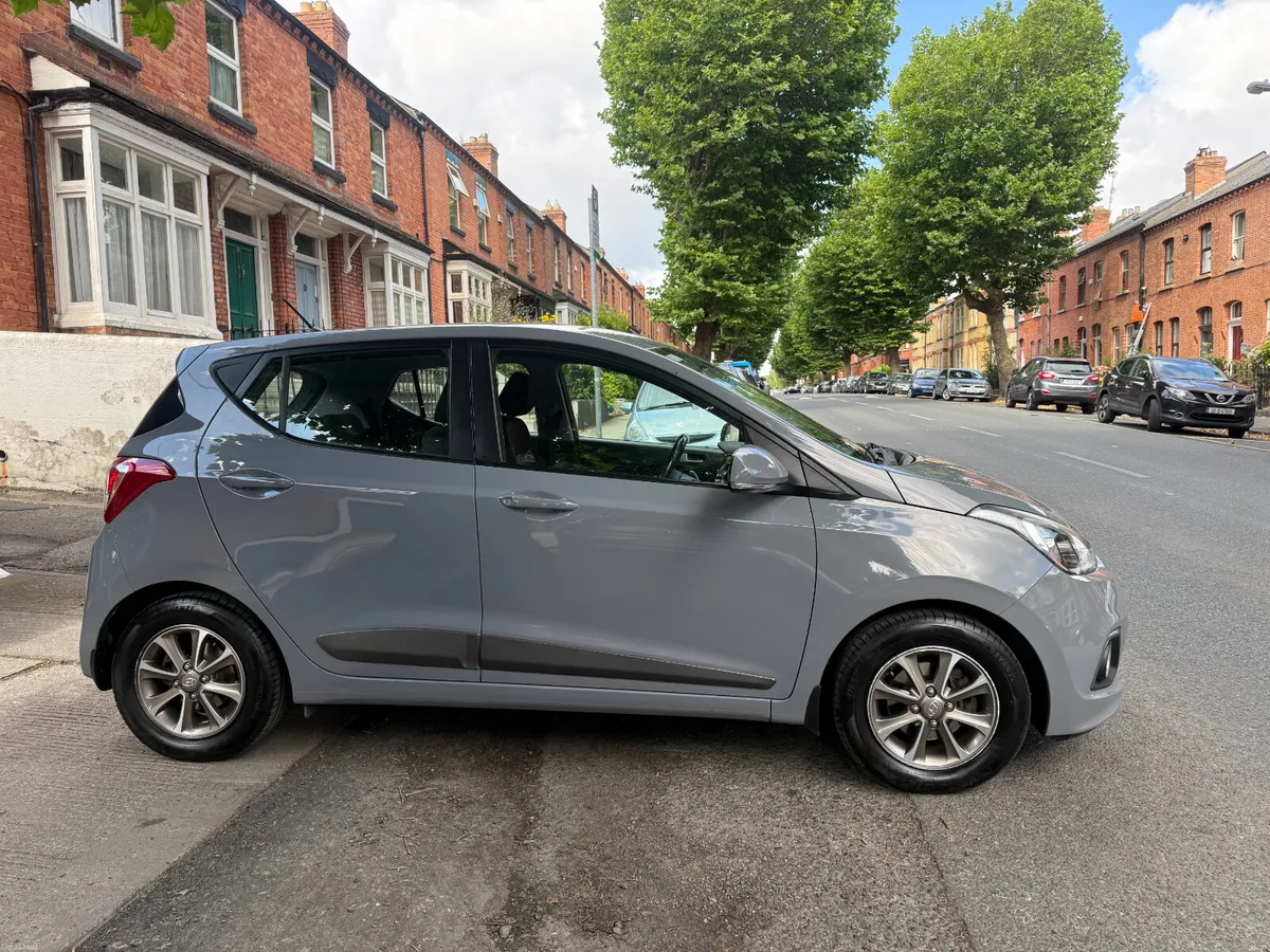 2015 Hyundai i10, 1.0 Deluxe, Only 66km! Nct 05/27 - Image 4