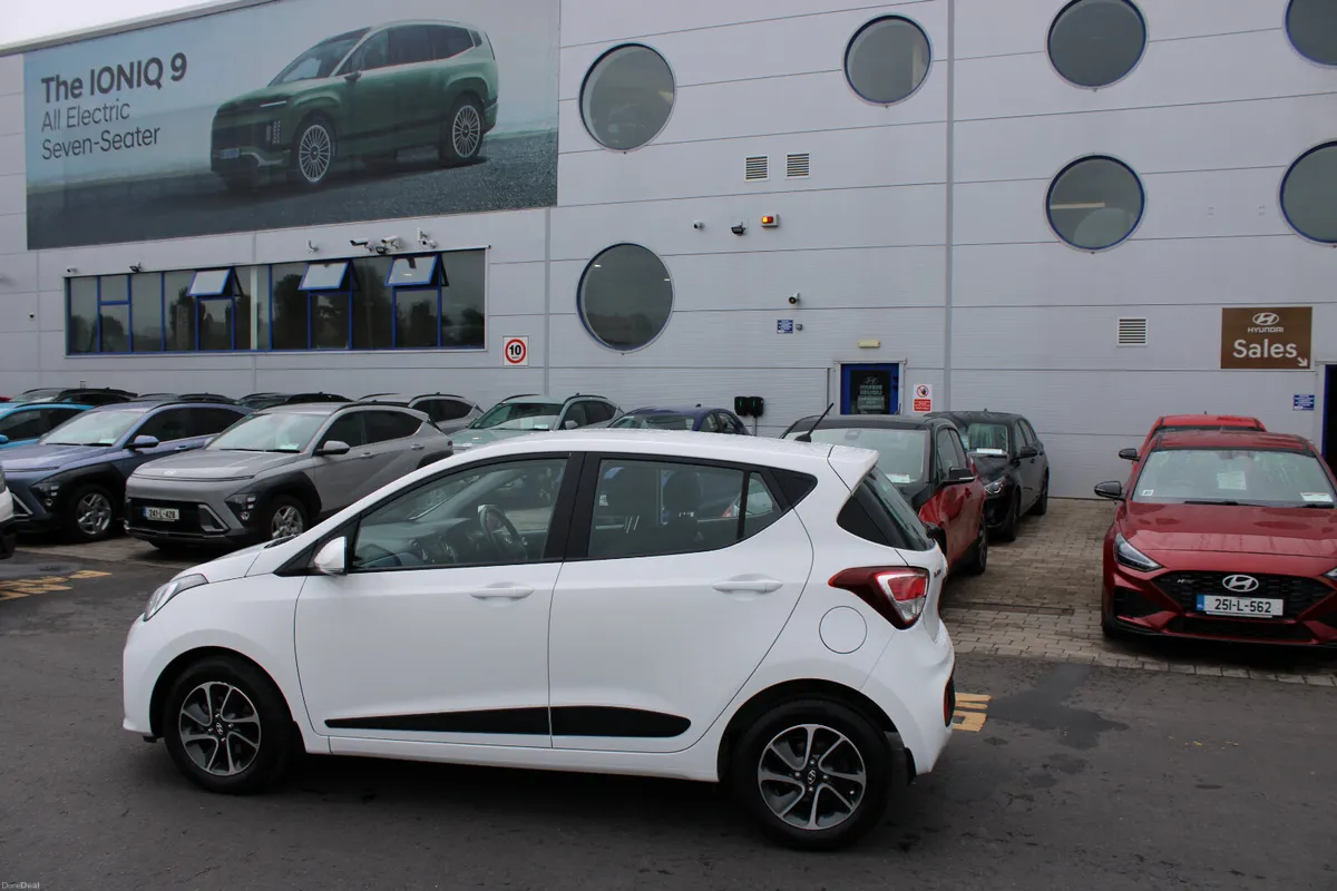 Hyundai i10 2018 - Image 2