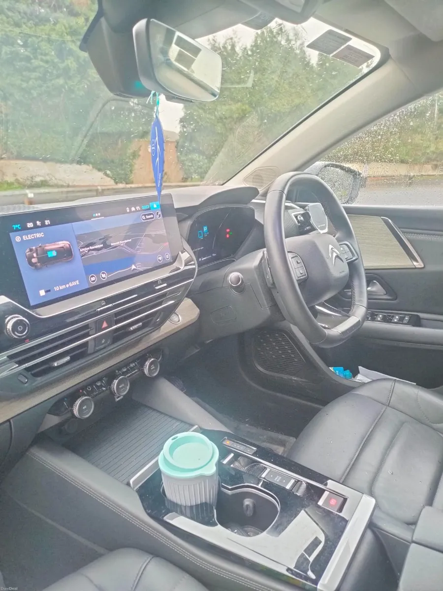 Citroen C5 X 2022 PHEV - Image 2