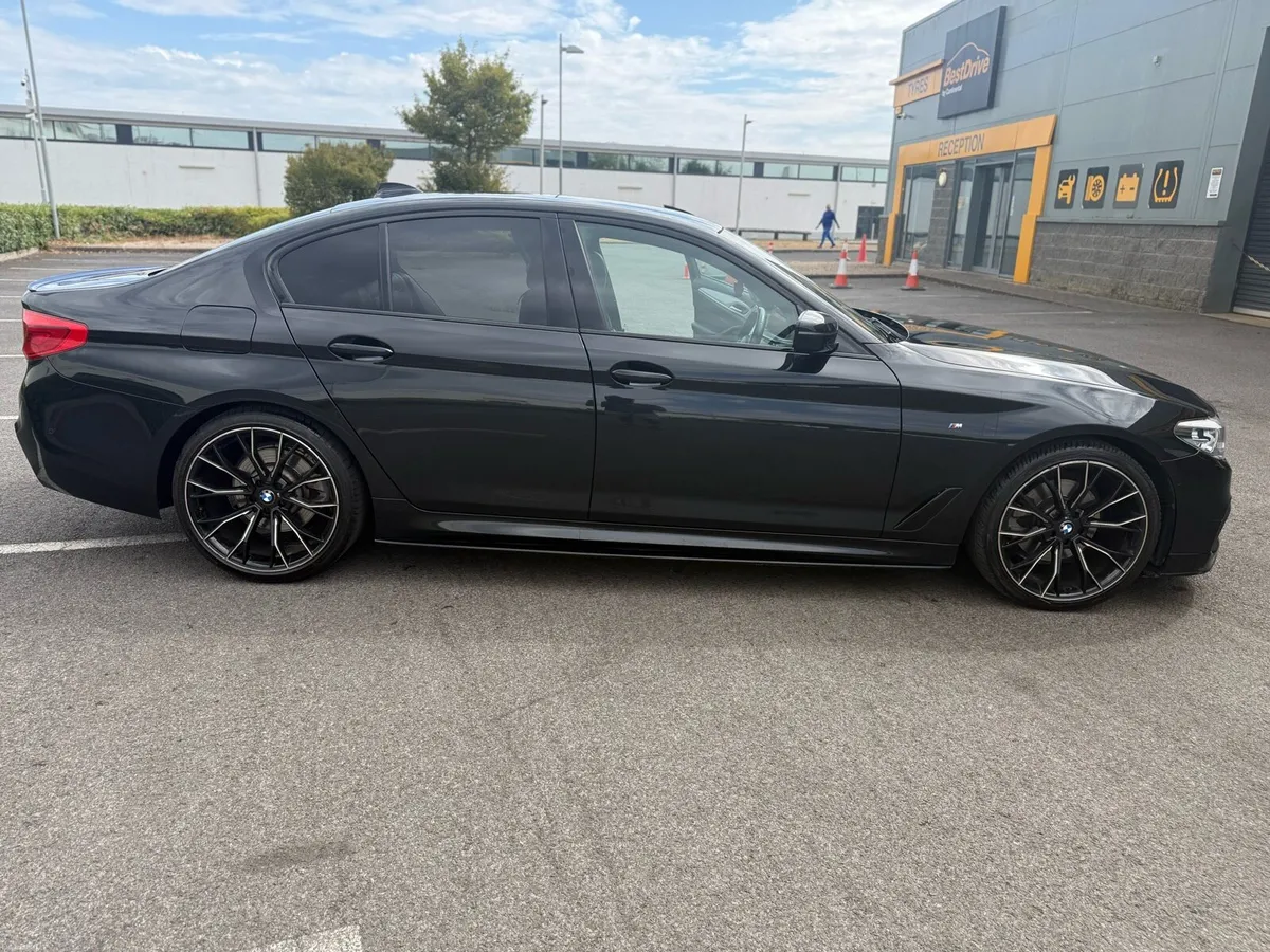 BMW 520d Msport Package - LOW MILEAGE - Image 2