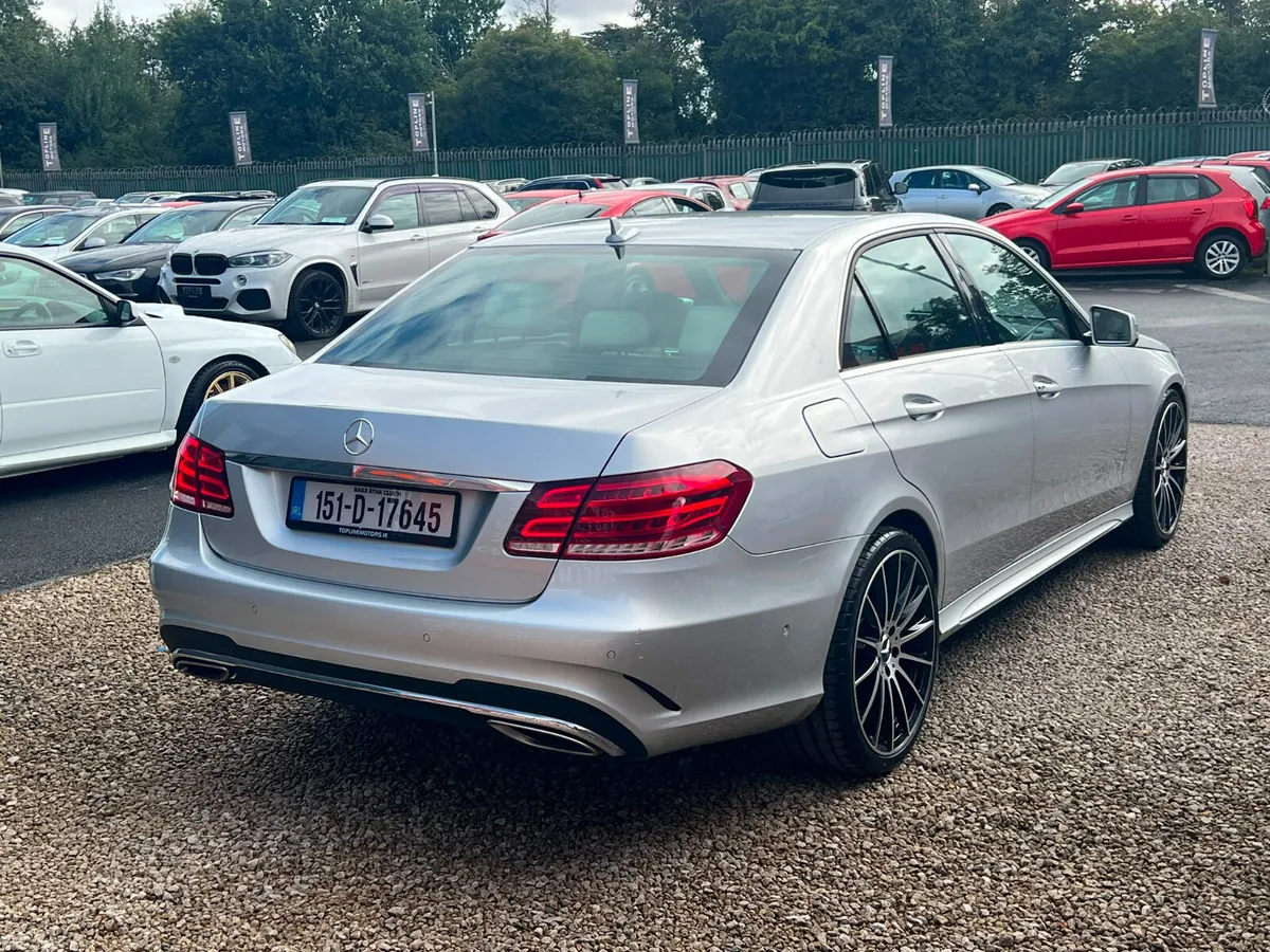 //STUNNING CAR//FULL LEATHER INTERIOR// - Image 6