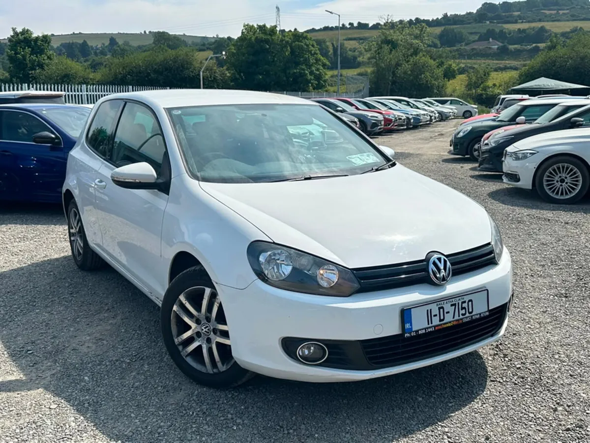 Volkswagen Golf TRENDLINE 1.2 TSI MANUAL 6SPEED FW - Image 1