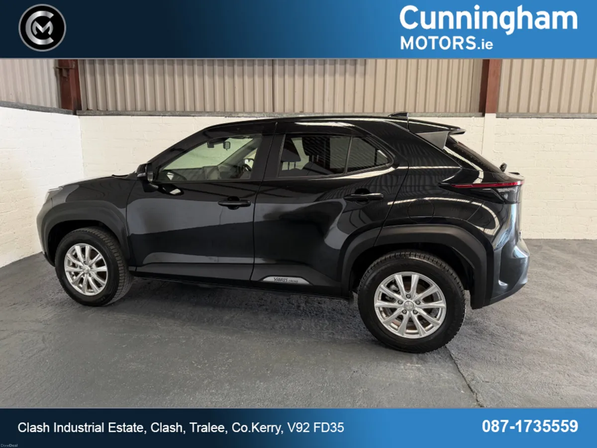 Toyota Yaris Cross Yaris Cross Hybrid G Automatic - Image 4