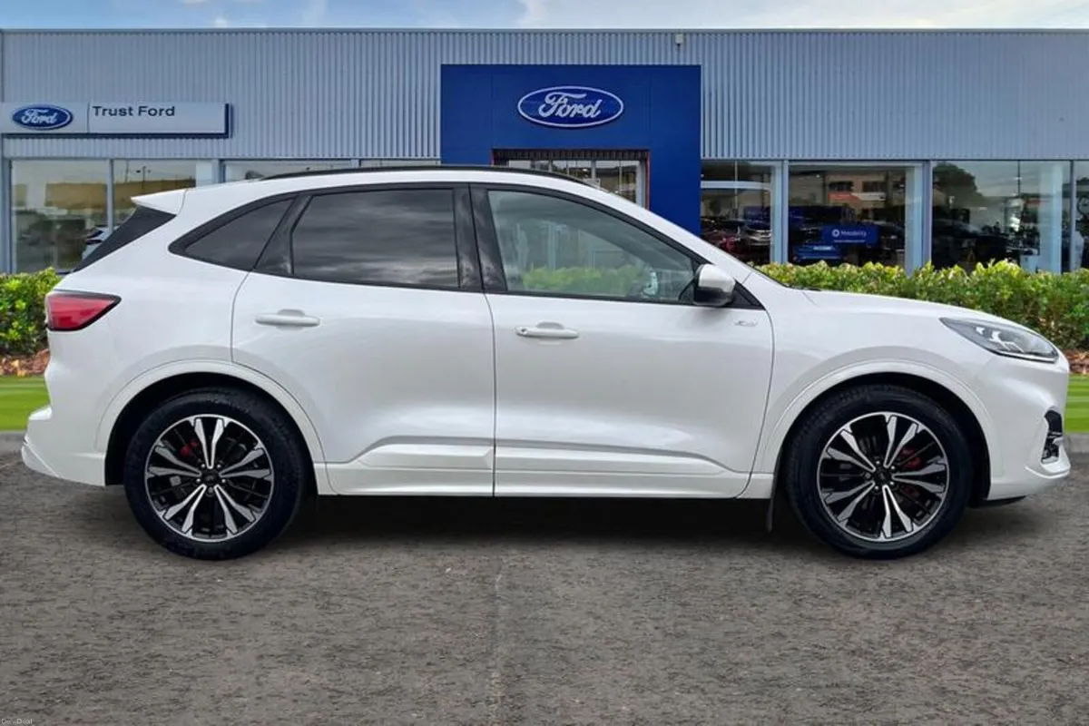 Ford Kuga 2.5 FHEV ST-Line X Edition 5dr CVT - Image 3