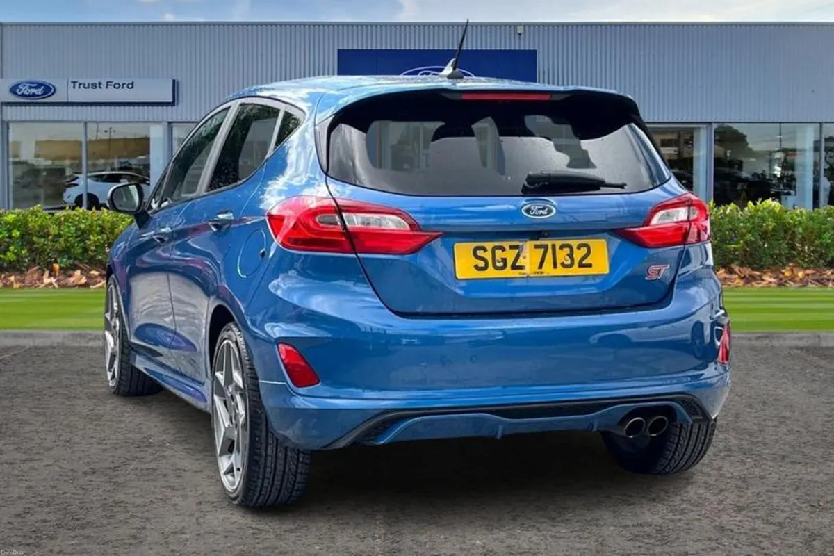 Ford Fiesta 1.5 EcoBoost ST-3 5dr - Image 2