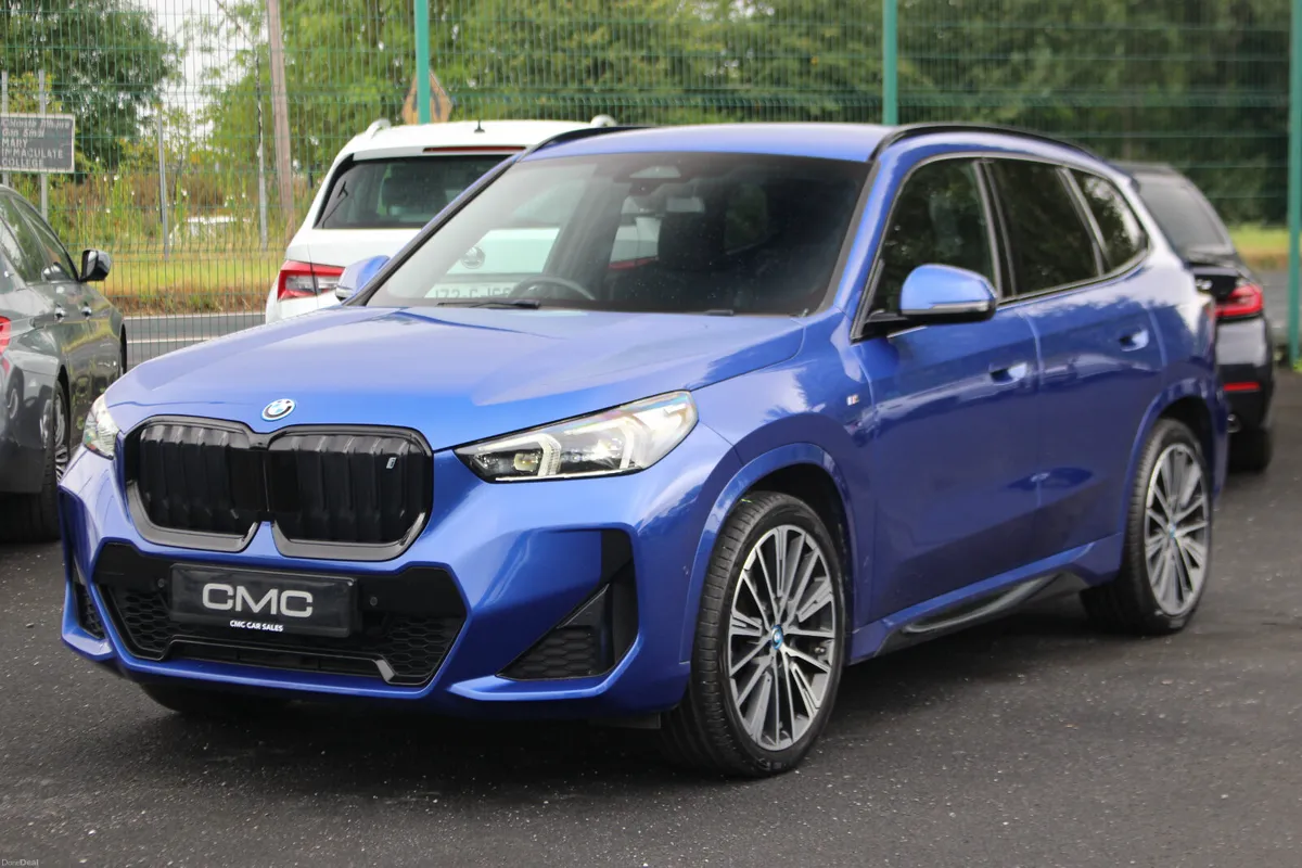 BMW iX1 2023 MSPORT 4WD A 11 KW 1 Ev 313 Edrive - Image 3
