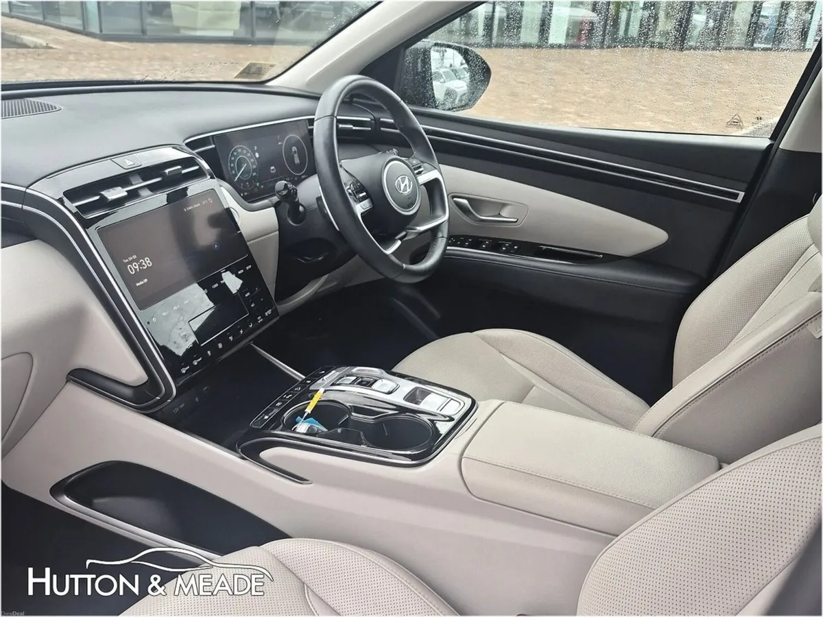 Hyundai Tucson Executive Plus HEV 1.6 Petrol 5dr - Image 5