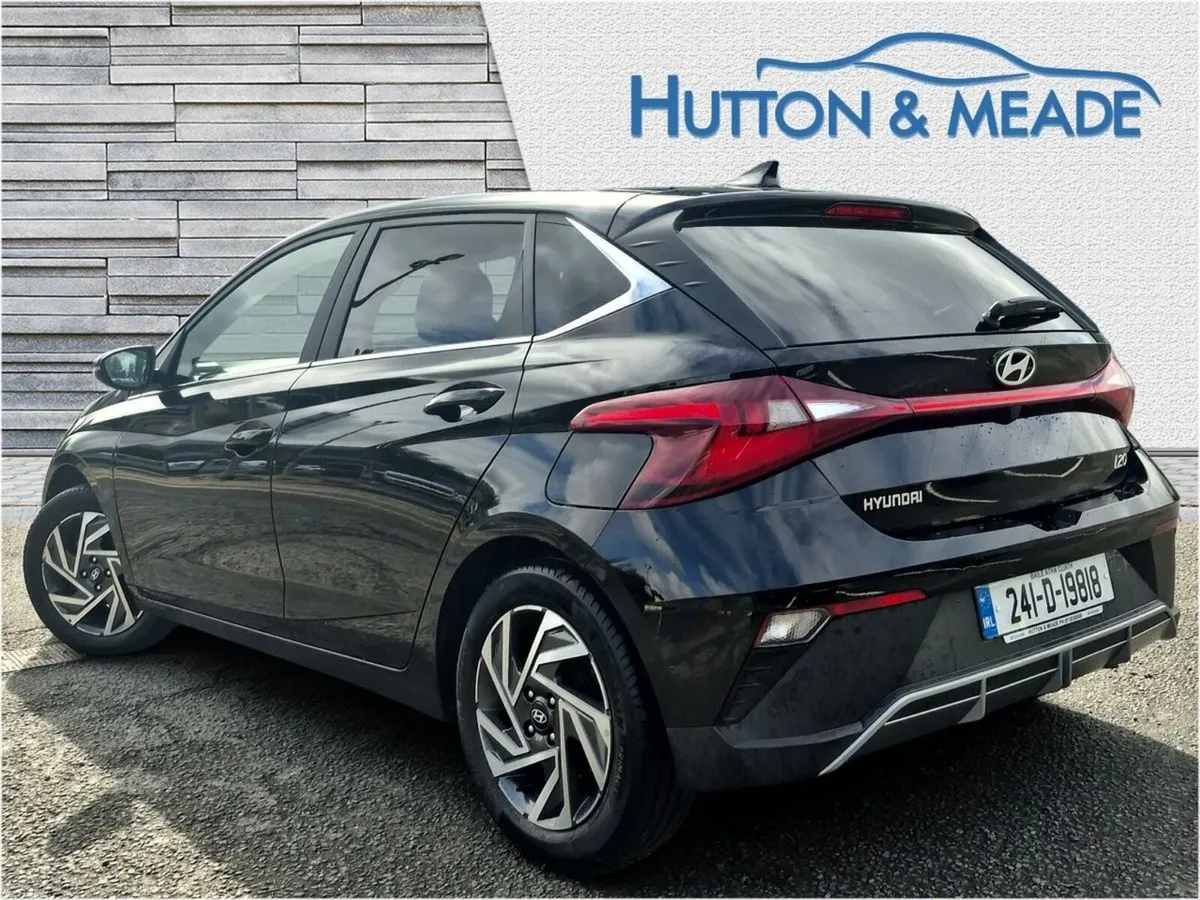 Hyundai i20 Delux Plus 1.2 Petrol 5dr - Image 2