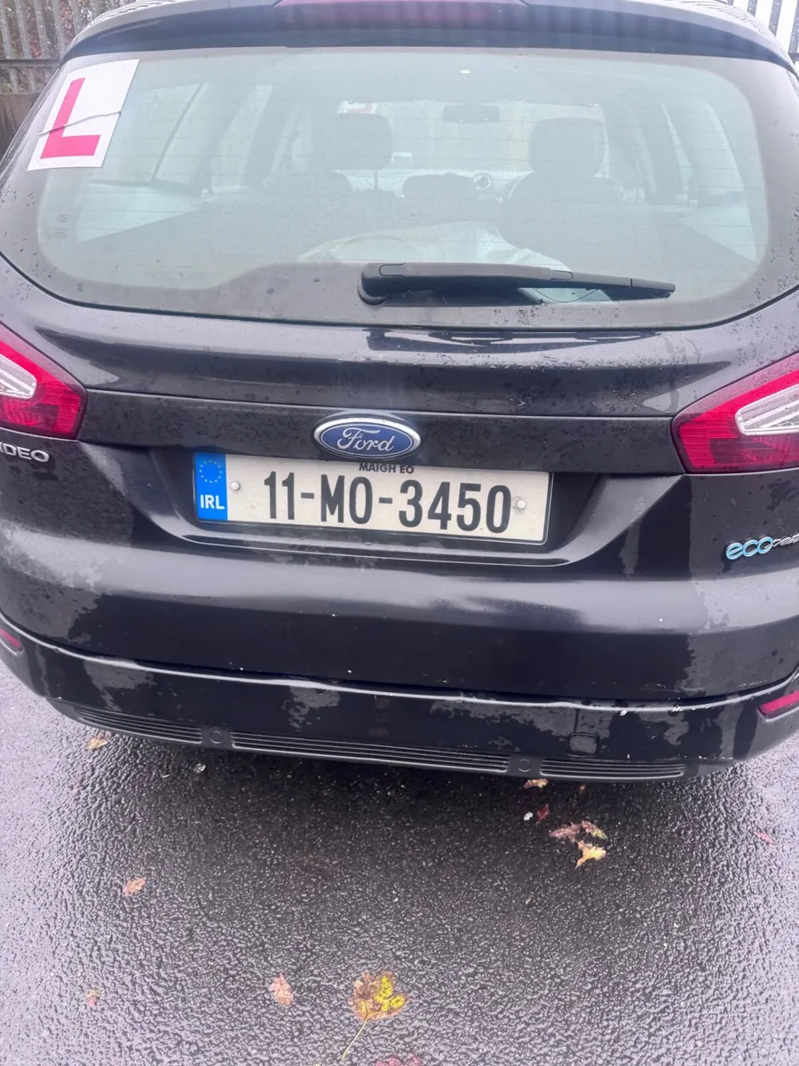Ford Mondeo 2011 - Image 2