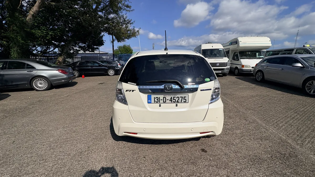 Honda Fit 1.3 Hybrid Petrol 2013 - Image 5