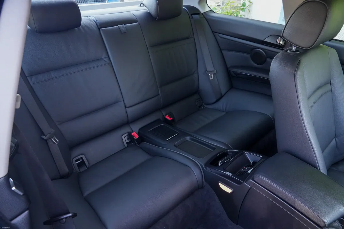 2010 BMW 320D SE Highline 2.0 Diesel Manual - Image 4